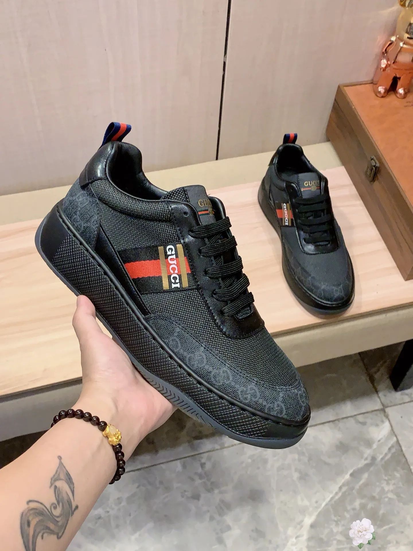 Men's Men's Shoes💰442💰💰🎩🎩[Lightning][Lightning] "Gucci*" The latest and most popular casual shoes, top brand [seduce] luxury~purchase, top~quality. [Strong] The upper is made of imported breathable cowhide with material ➕ breathable sheepskin lining (•) and fine workmanship. The original stylish and stylish soft rubber wear-resistant and non-slip outsole is light and comfortable on the feet. The real thing looks better when photographed in person. No. 143: Code: 38-44, 45 can be customized, 4️⃣ colors are available